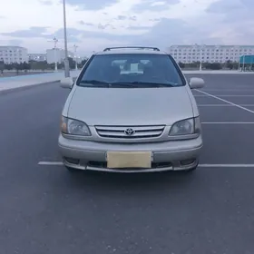 Toyota Sienna 2001