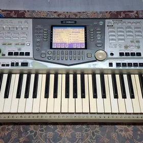 Yamaha psr 2000