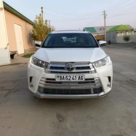 Toyota Highlander 2018