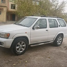 Nissan Pathfinder 1998