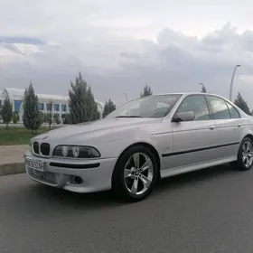 BMW E39 2000