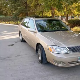 Toyota Avalon 2000