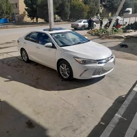 Toyota Camry 2017