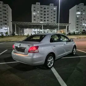 Toyota Yaris 2008