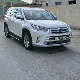 Toyota Highlander 2018