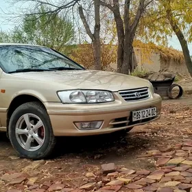 Toyota Camry 1997