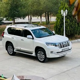 Toyota Land Cruiser Prado 2022