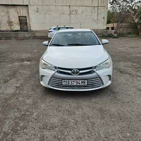 Toyota Camry 2016