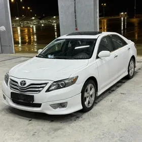 Toyota Camry 2010