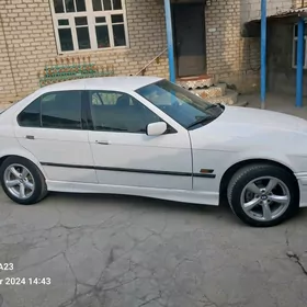 BMW 320 1992