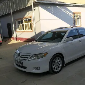 Toyota Camry 2010