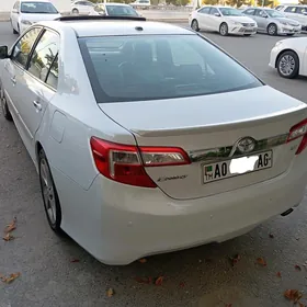 Toyota Camry 2012