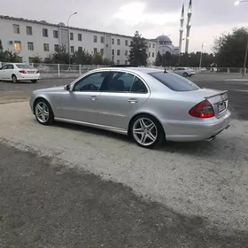 Mercedes-Benz E320 2003