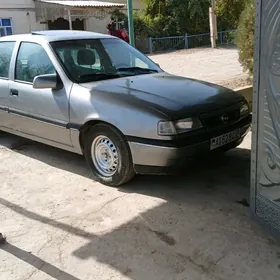 Opel Vectra 1992