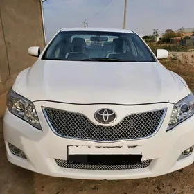 Toyota Camry 2010