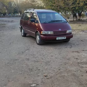 Toyota Previa 1991