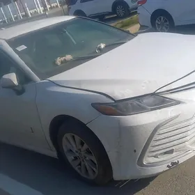 Toyota Camry 2022