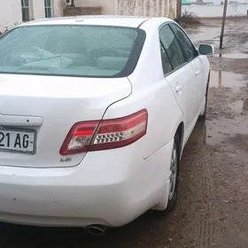 Toyota Camry 2010