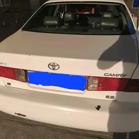 Toyota Camry 1999