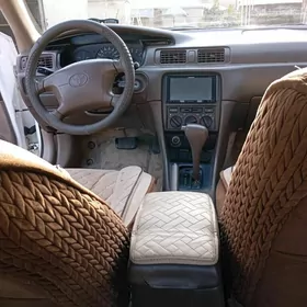 Toyota Camry 1997