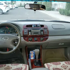 Toyota Camry 2003