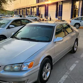 Toyota Camry 2001