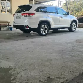 Toyota Highlander 2018