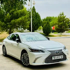 Lexus ES 350 2021