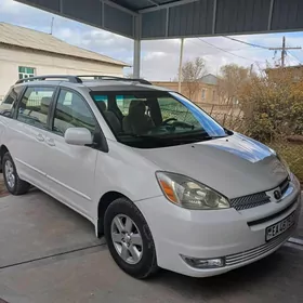 Toyota Sienna 2005