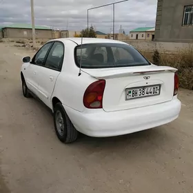 Daewoo Lanos 2000