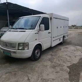 Volkswagen Crafter 2002