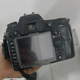 nikon 7000