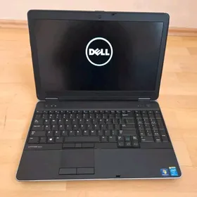 Noutbuk DELL i7