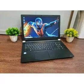 TOSHIBA i7"8-GEN"