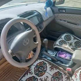 Toyota Camry 2003