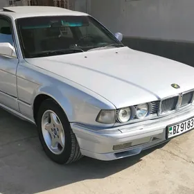 BMW 750 1992