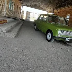 Lada 2104 1980