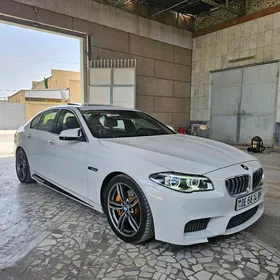 BMW F10 2010