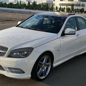 Mercedes-Benz C350 2009