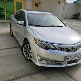 Toyota Camry 2012