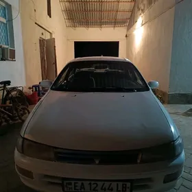 Toyota Carina 1992