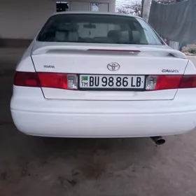 Toyota Camry 1998