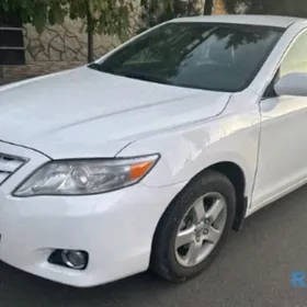 Toyota Camry 2010