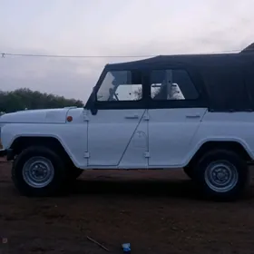 UAZ 469 1987