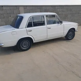 Lada 2104 1985