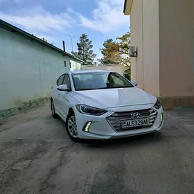 Hyundai Elantra 2017