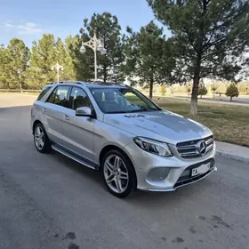 Mercedes-Benz GLE-Class 2017