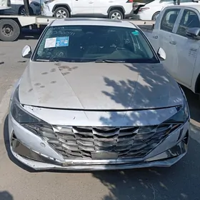 Hyundai Elantra 2020