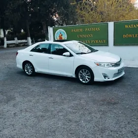 Toyota Camry 2012