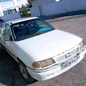 Opel Astra 1992